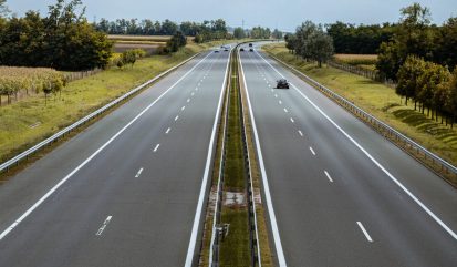 Nieuw geasfalteerde snelweg